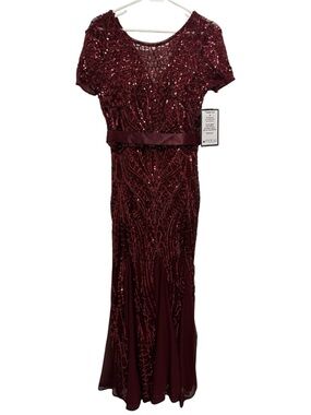 NWT R&M Richards Gown
